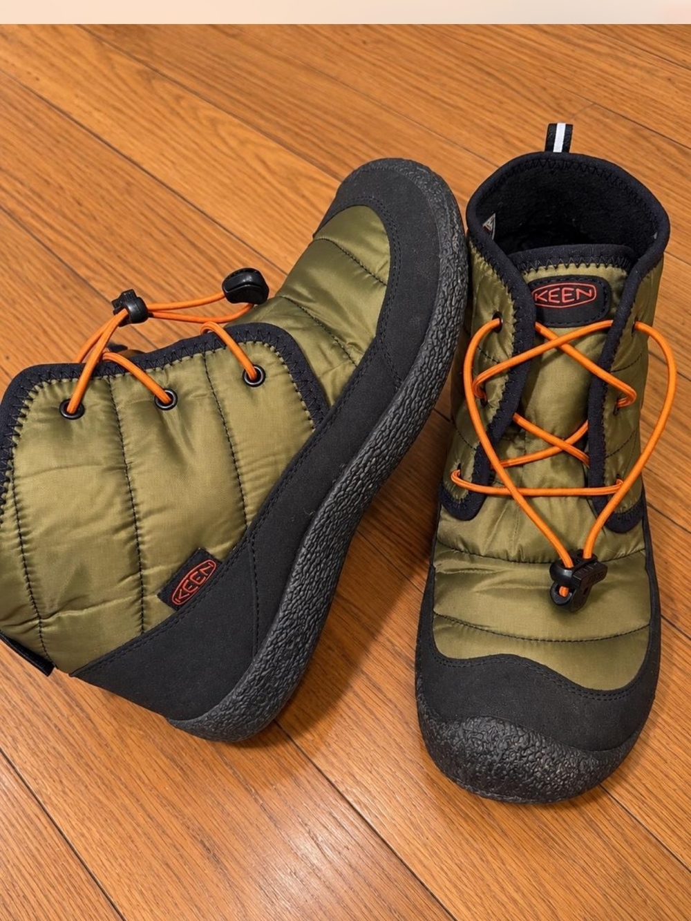 KEEN Olive Green Insulated Boots
